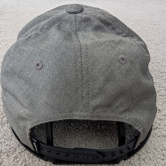 Travis Mathew Unstructured Slate Gray Golf Embroided Cap Snapback Hat Logo - Picture 4 of 7